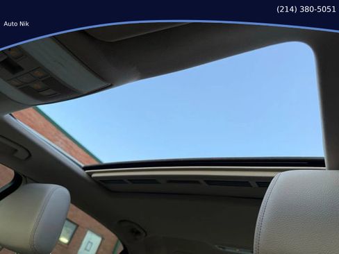 Used 2014 Mercedes-Benz E 350 Sedan image 15