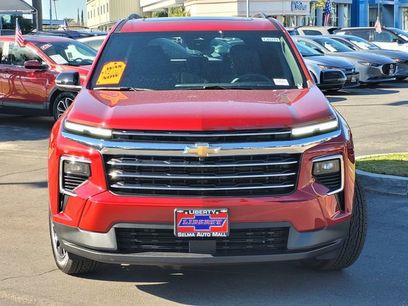 New 2026 Chevrolet Traverse LT w/ Sun and Wheel Package