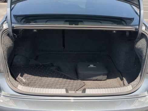 Used 2022 Volkswagen Jetta SE FWD image 35
