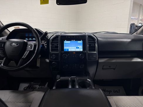 Used 2016 Ford F150 XLT w/ Equipment Group 302A Luxury AWD/4WD image 31