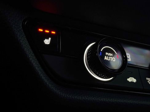 Used 2025 Honda HR-V Sport image 33