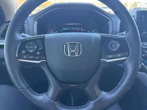 Used 2023 Honda Odyssey Touring image 16