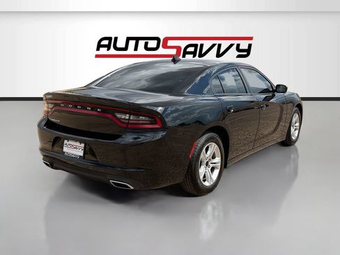 Used 2023 Dodge Charger SXT RWD image 7