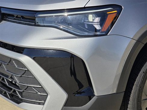 New 2026 Volkswagen Taos S image 6