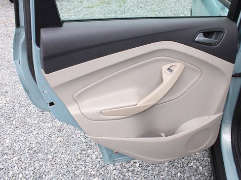 Used 2013 Ford C-MAX SE FWD image 21