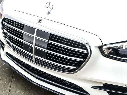 Certified 2022 Mercedes-Benz S 580 4MATIC Sedan image 14