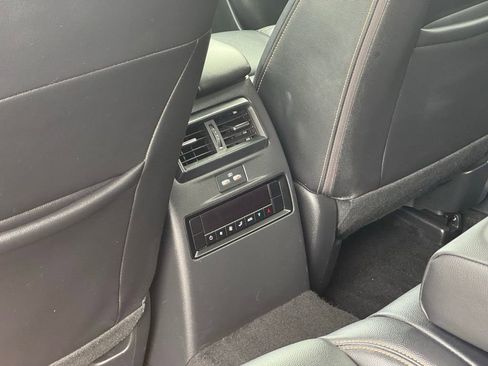 Used 2024 MAZDA CX-90 3.3 Turbo w/ Select Package AWD/4WD image 22