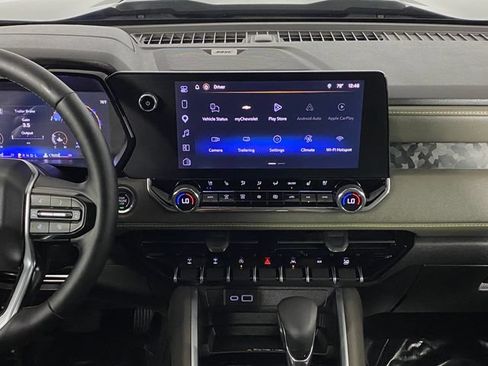 Certified 2026 Chevrolet Colorado ZR2 w/ Technology Package AWD/4WD image 19