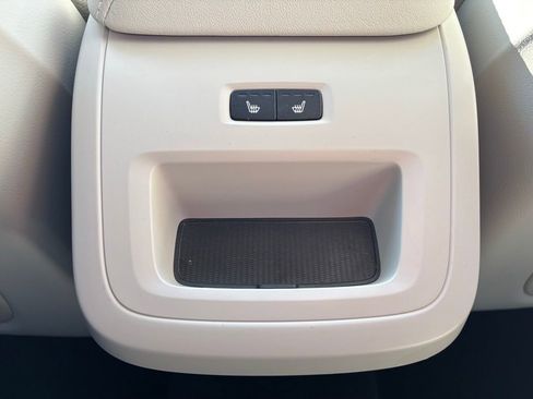 Certified 2024 Volvo XC60 B5 Core w/ Climate Package image 20