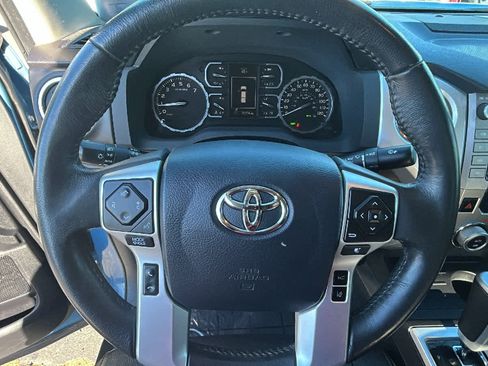 Used 2020 Toyota Tundra Limited w/ Limited Premium Package AWD/4WD image 18