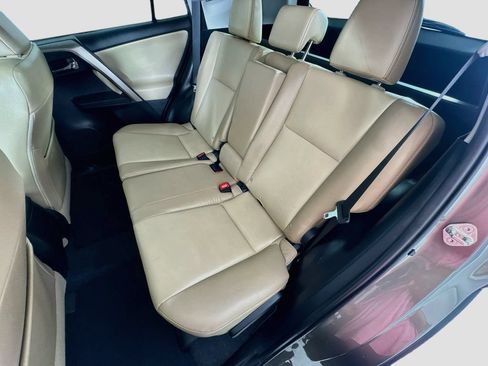 Used 2014 Toyota RAV4 Limited w/ Technology Package FWD image 23