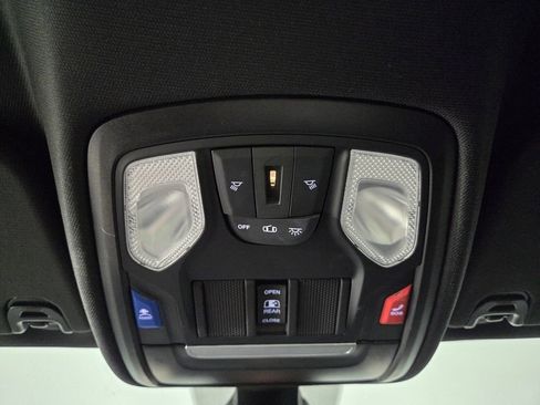 Used 2023 RAM 1500 Big Horn RWD image 23