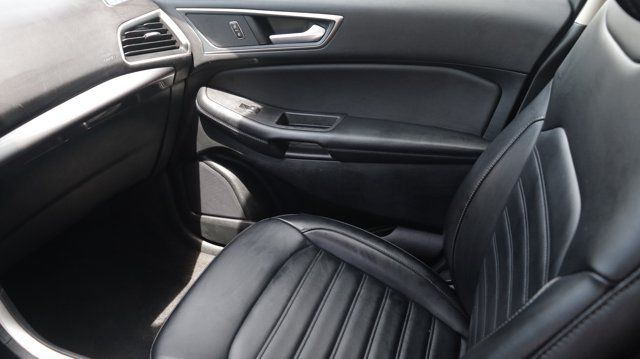 Used 2024 Ford Edge SEL AWD/4WD image 11