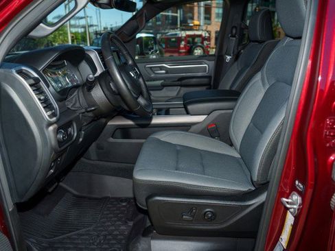 Used 2021 RAM 1500 Big Horn AWD/4WD image 9