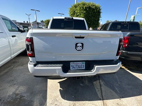 Used 2021 RAM 2500 Laramie w/ Night Edition AWD/4WD image 5