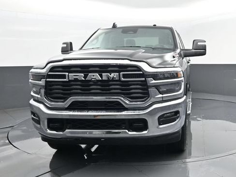 Used 2025 RAM 2500 Big Horn AWD/4WD image 20