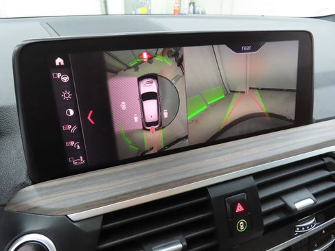 Used 2019 BMW X4 xDrive30i w/ M Sport Package 2 image 17