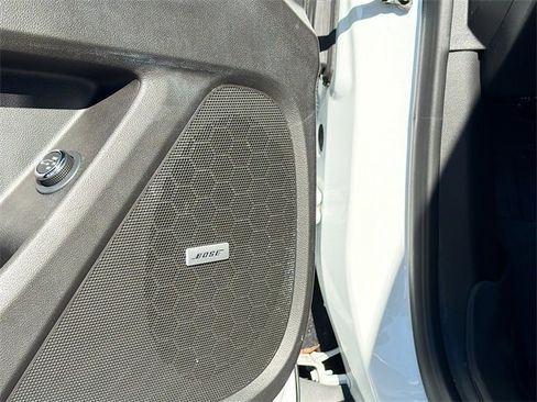 Used 2021 Chevrolet Traverse RS image 25