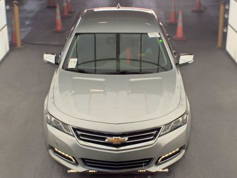 Used 2016 Chevrolet Impala LTZ FWD image 2