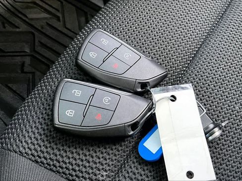 Used 2024 GMC Canyon Elevation w/ Convenience Package image 14