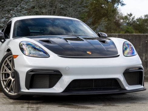 Certified 2023 Porsche 718 Cayman GT4 RS RWD image 9