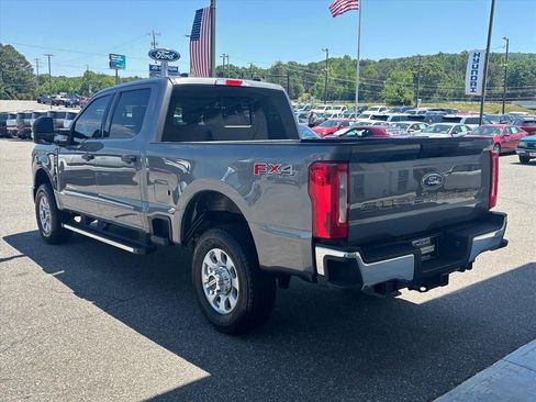 Used 2024 Ford F250 XLT w/ FX4 Off-Road Package AWD/4WD image 2