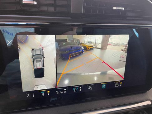 Used 2022 GMC Sierra 1500 AT4 w/ AT4 Premium Package image 39