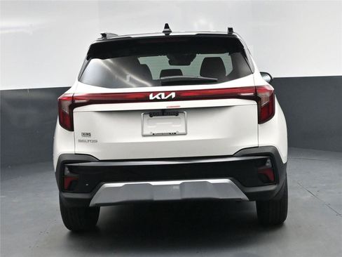 New 2026 Kia Seltos S image 13