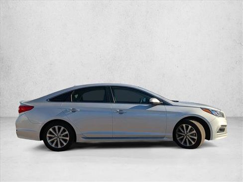 Used 2017 Hyundai Sonata Limited w/ Ultimate Package 04 image 4