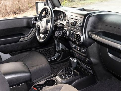 Used 2015 Jeep Wrangler Unlimited Sport w/ Quick Order Package 24S image 59