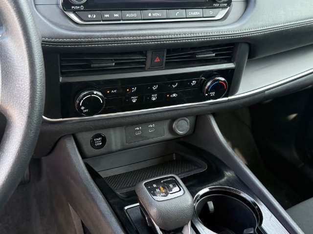Used 2024 Nissan Rogue S FWD image 20