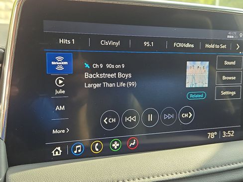 Used 2021 Chevrolet Tahoe Z71 w/ Z71 Off-Road Package image 17