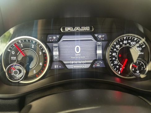 Used 2024 RAM 2500 Laramie w/ Night Edition AWD/4WD image 11