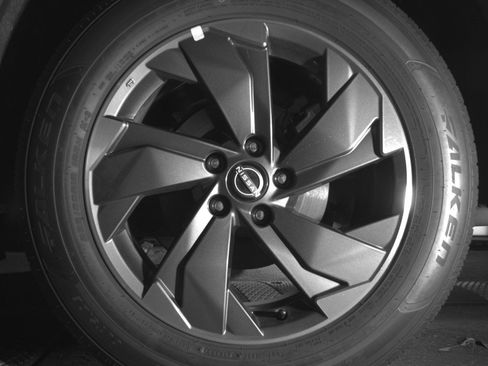 Used 2025 Nissan Rogue SV FWD image 14