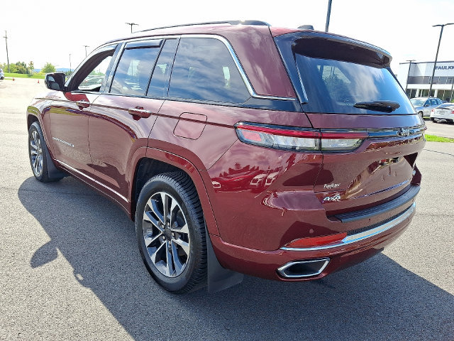 Used 2024 Jeep Grand Cherokee Overland w/ Trailer Tow Package AWD/4WD image 5