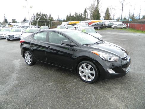 Used 2011 Hyundai Elantra Limited w/ Premium Pkg 5 image 2