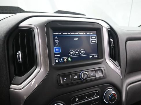 Used 2022 Chevrolet Silverado 1500 Custom Trail Boss w/ LPO, Dark Essentials Package AWD/4WD image 32