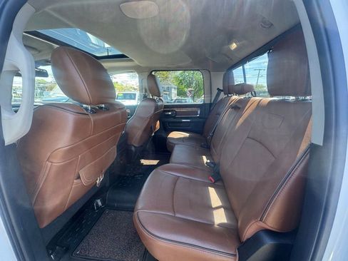 Used 2015 RAM 1500 Laramie Longhorn w/ Convenience Group AWD/4WD image 30