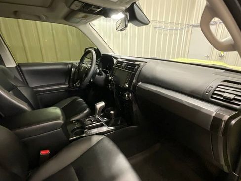 Used 2022 Toyota 4Runner TRD Pro AWD/4WD image 15