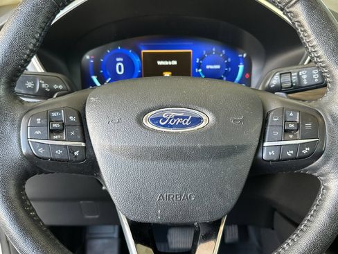 Used 2020 Ford Escape Titanium w/ Titanium Premium Package 2.0 AWD/4WD image 27