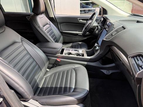 Used 2024 Ford Edge SEL w/ Convenience Package AWD/4WD image 11