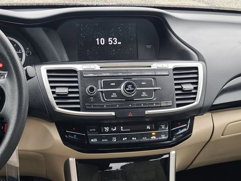 Used 2016 Honda Accord LX image 15