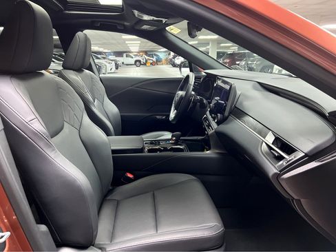 Certified 2025 Lexus RX 350 Premium image 25