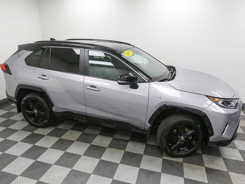 Used 2019 Toyota RAV4 XSE w/ Carpet Mat Package AWD/4WD image 5