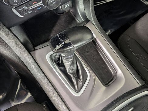 Certified 2023 Dodge Charger SXT image 14