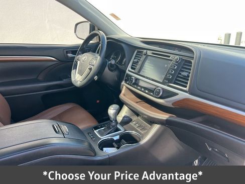 Used 2018 Toyota Highlander Limited image 34