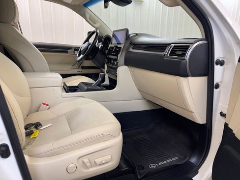 Used 2023 Lexus GX 460 Premium AWD/4WD image 30