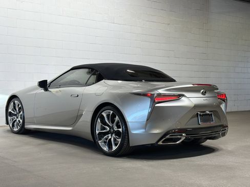 Used 2021 Lexus LC 500 Convertible image 3