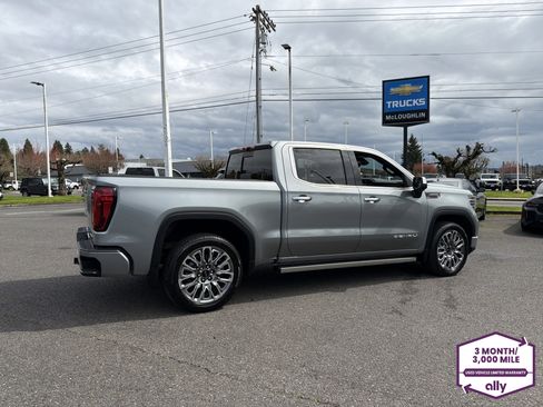 Used 2025 GMC Sierra 1500 Denali Ultimate AWD/4WD image 6