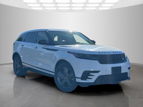 Used 2025 Land Rover Range Rover Velar Dynamic SE AWD/4WD image 3